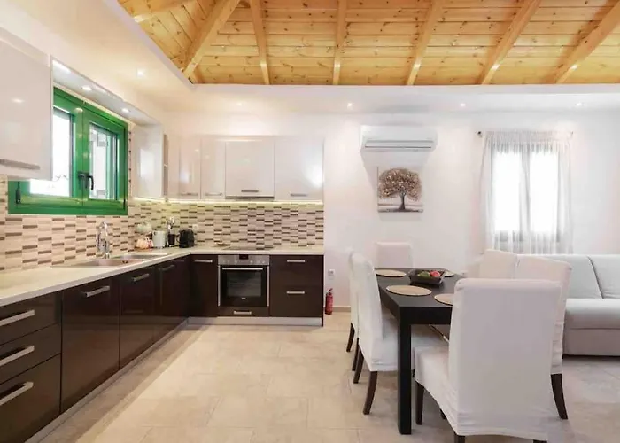 Loxas House, Individual And Fully Equipped House