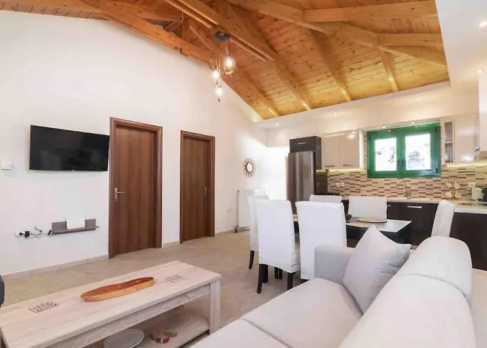 Loxas House, Individual And Fully Equipped House