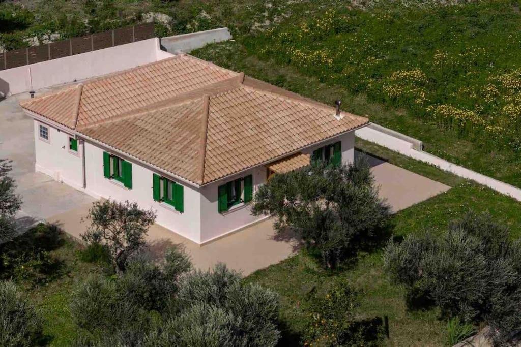 Loxas House, Individual And Fully Equipped House Holiday home