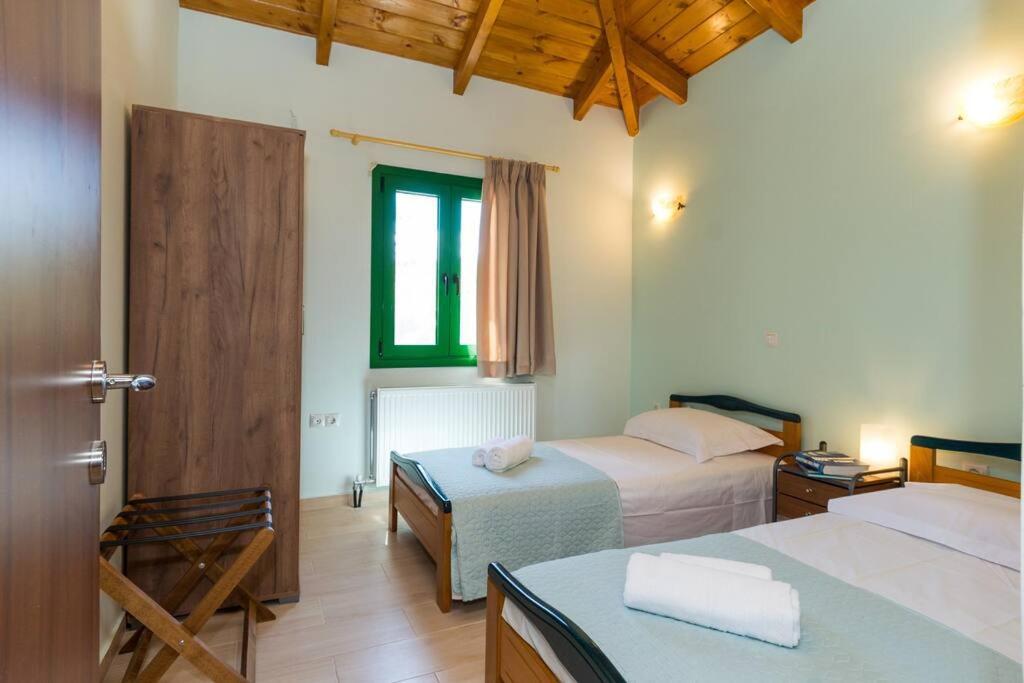Loxas House, Individual And Fully Equipped House *