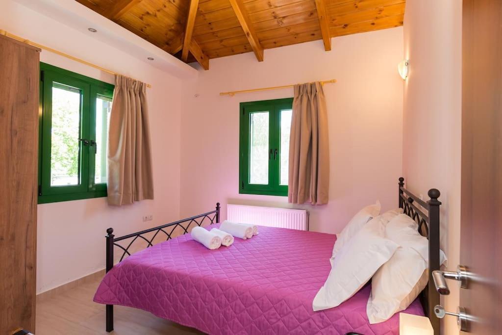 Loxas House, Individual And Fully Equipped House Holiday home *